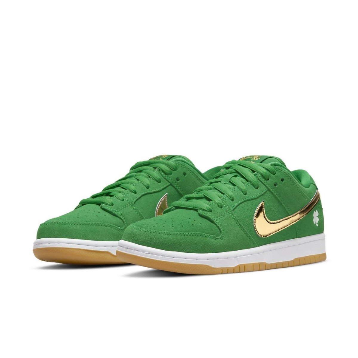 Nike SB Dunk Low Pro St. Patrick's Day 2022 shoes in green with gold accents and shamrock detail.